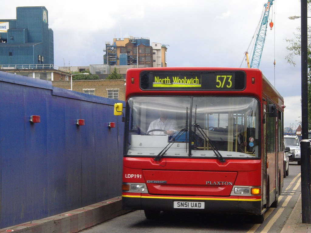 573-number-573-bus-on-albert-road-london-e16-kake-flickr