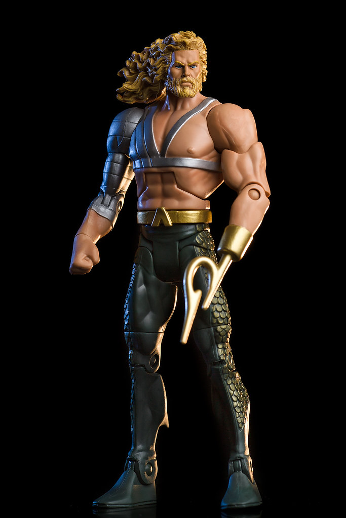 dc signature collection aquaman