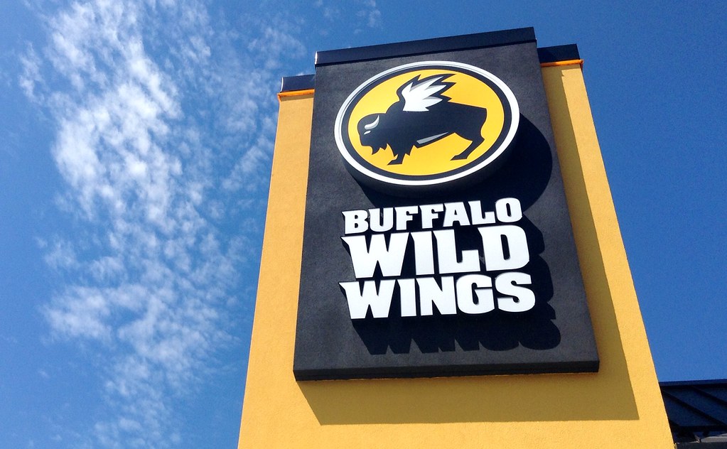 Buffalo Wild Wings, 7/2014 Wethersfield, CT. Pics by Mike … Flickr