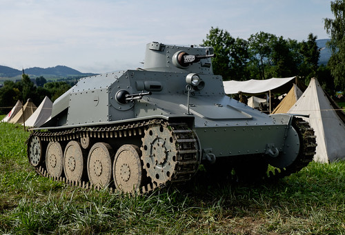 Praga AH-IV-R tankette