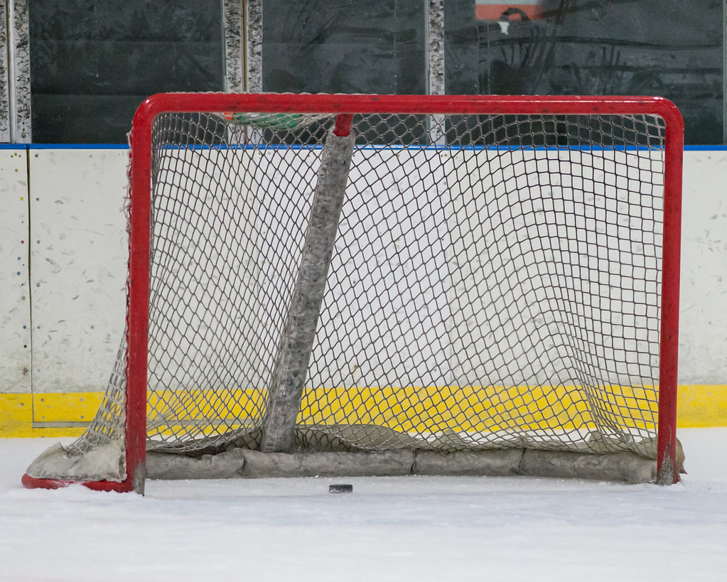 hockey-empty-net-goal-mark6mauno-flickr