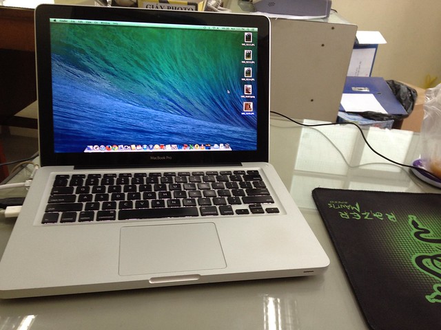 Bán nhanh 1 em Macbook pro MC374 siêu đẹp giá rẻ cho sinh viên dễ mua nè :D - 1