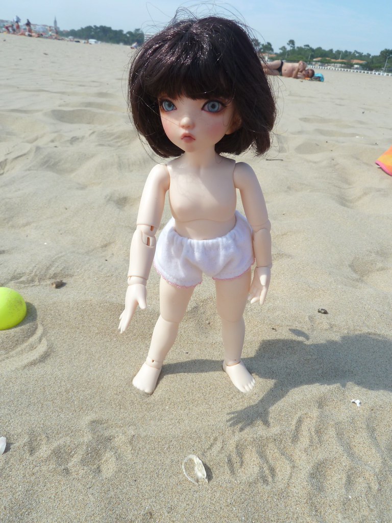 Sissi (littlefee Mio mod de Puppedoll) : Sissi à la plage ! 19196165750_9923d66b44_b