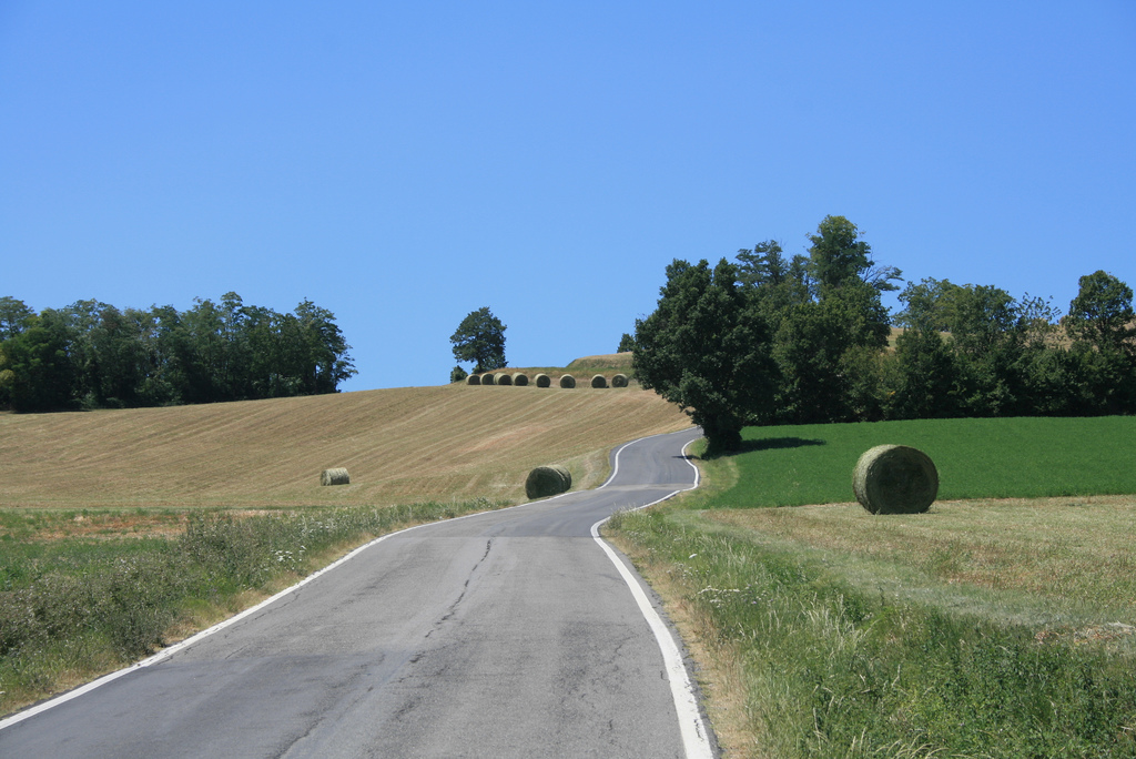 road - foto di Turismo Emilia-Romagna (flic.kr/p/oMeWDg - CC BY-NC-SA 2.0)