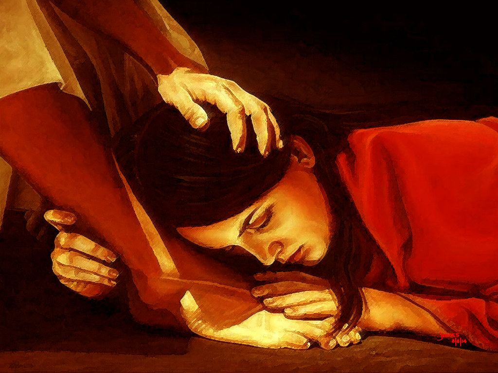 Dios abrazando a una mujer llorando