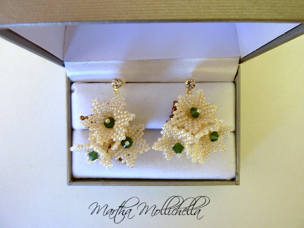 flowers handbeaded earrings and ring handcrafted in Italy by Martha Mollichella le campanelle