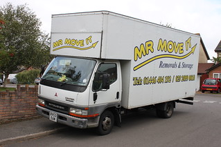 A picture of a moving van.