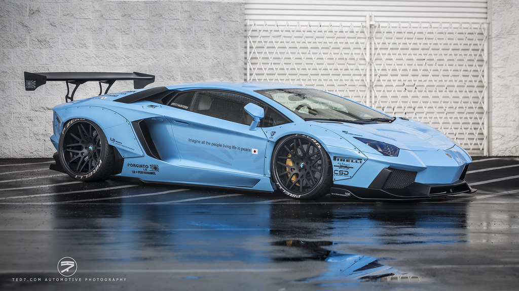 спортивный автомобиль синий Lamborghini sports car blue загрузить