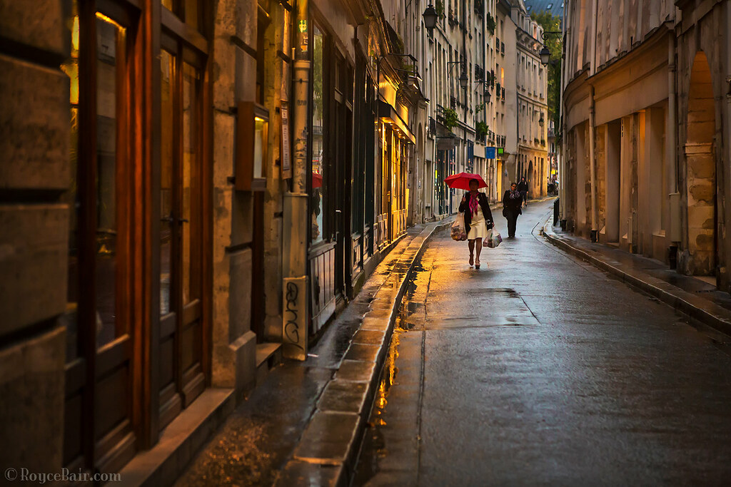 Rainy Night in Paris Street Scene | I captured this scene al… | Flickr