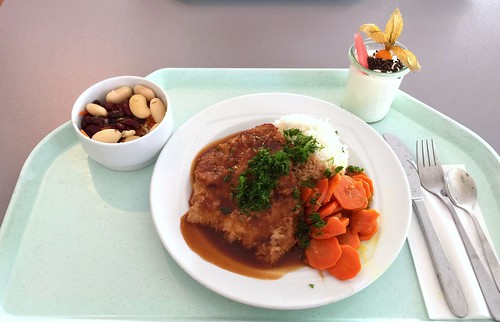 Japanese ginger steak with honey carrots / Japanisches Ingwersteak mit Honigkarotten