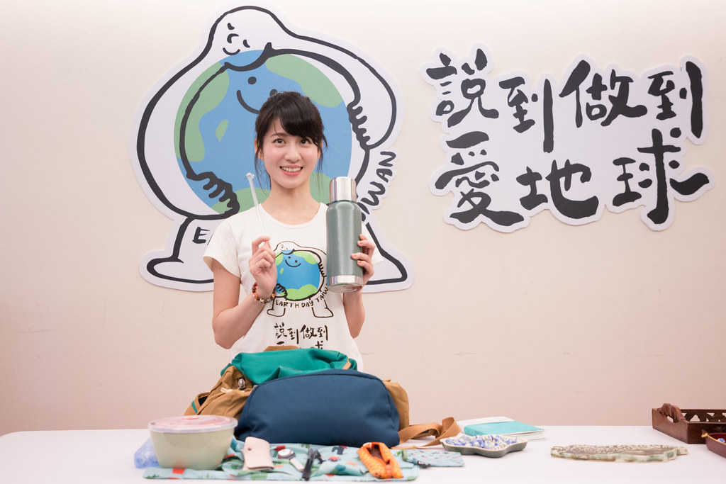 連俞涵擔任2017台灣地球日代言大使，邀請粉絲加入「百萬綠行動」，說到做到愛地球。攝影：吳宜靜。