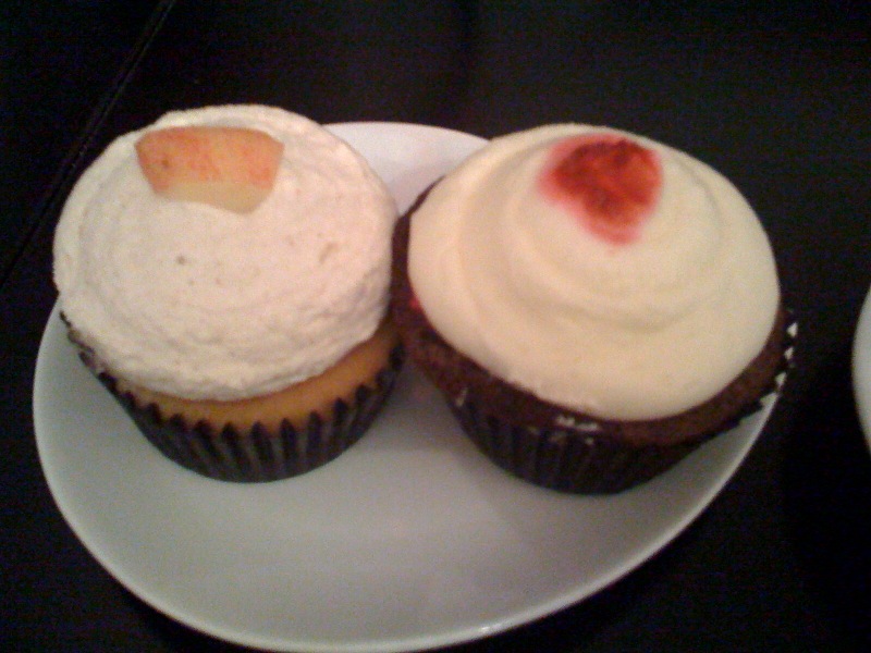 "Apple cinnamon and white chocolate/raspberry cupcakes