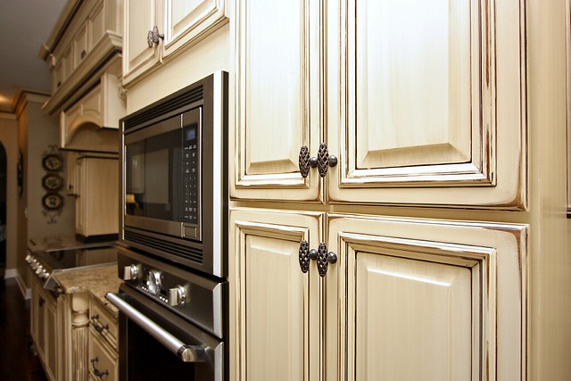 Kitchen cabinets glaze and distress (5) | Flickr - Photo Sharing!