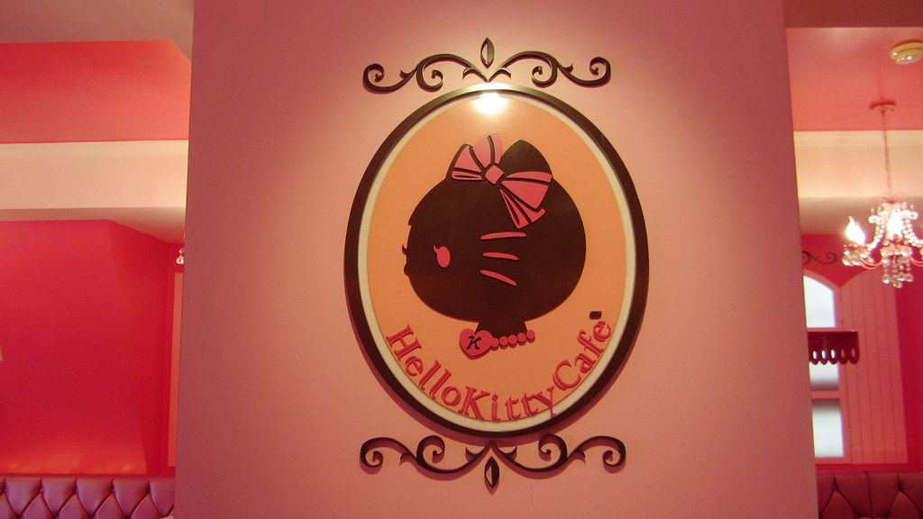 Hello Kitty Cafe Seoul Logo | www.hellokittymuseum.com/2012/… | Flickr
