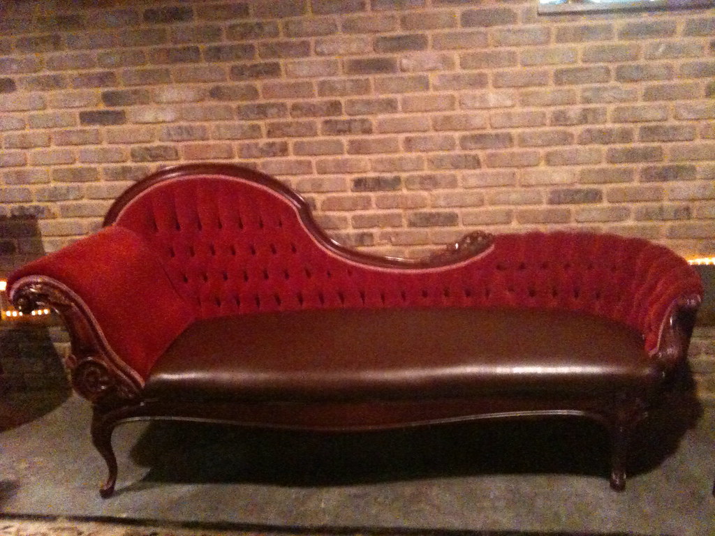 Red Velvet Antique Reproduction Sofa Excellent Condition Flickr