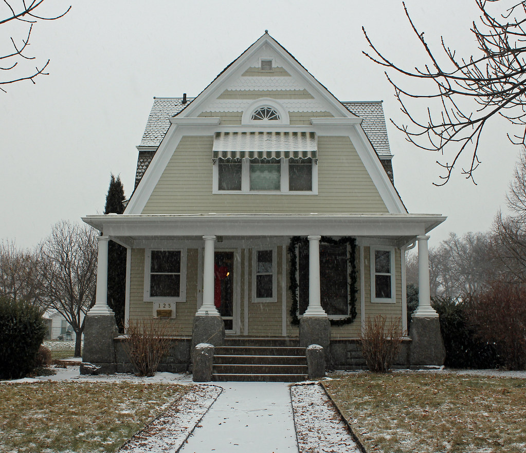 Stephens-Lucas House | "The Stephens-Lucas House is a two 