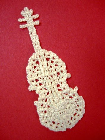 Violin Motif | Free Pattern: Crochet a little | chiecrochets | Flickr