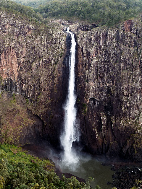 Download this Wallaman Falls Australia picture