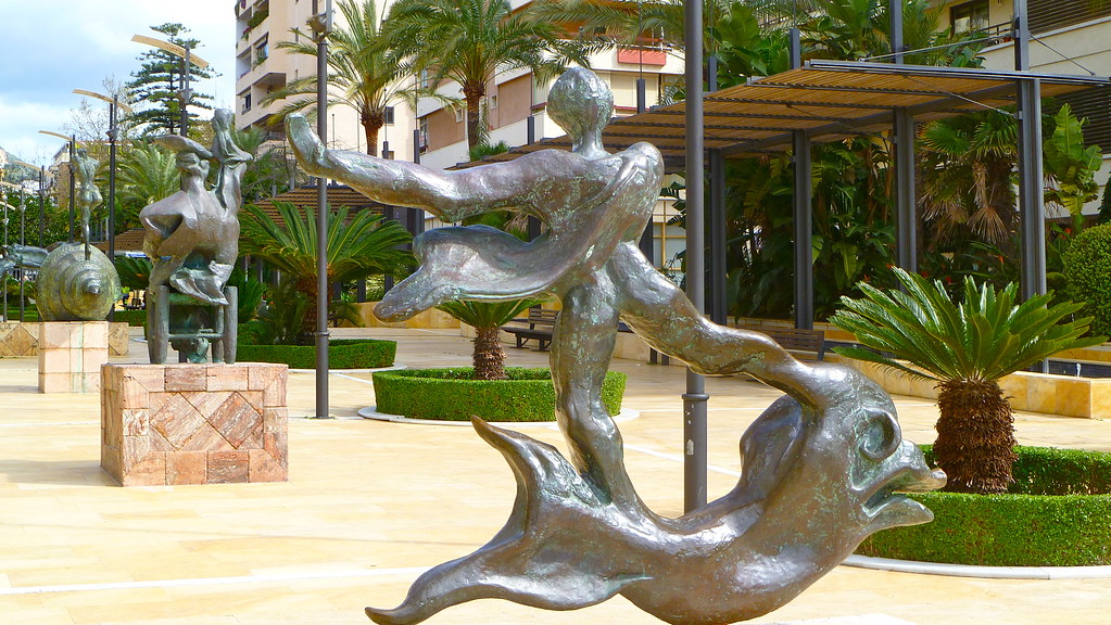 Dali sculptures in Marbella