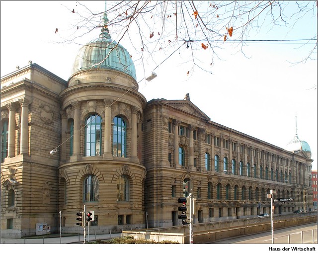 Haus Der Wirtschaft In Stuttgart