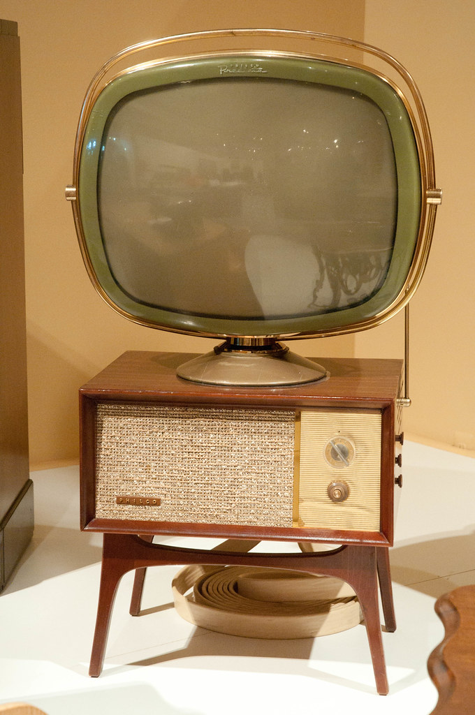 Old TV set | Old time tv set | Marcus Onate | Flickr