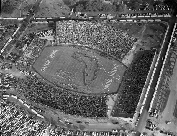 Aerial View of the Gator Bowl Stadium During Show at the 1…  Flickr