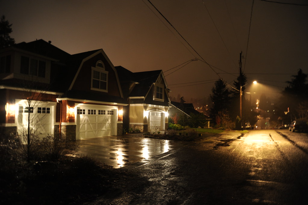 Night drizzle in the neighborhood, contemporary Dutch Colo ...