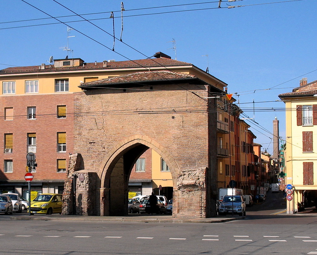 Bologna, porta San Vitale. È una delle dodici porte (ne re… Flickr