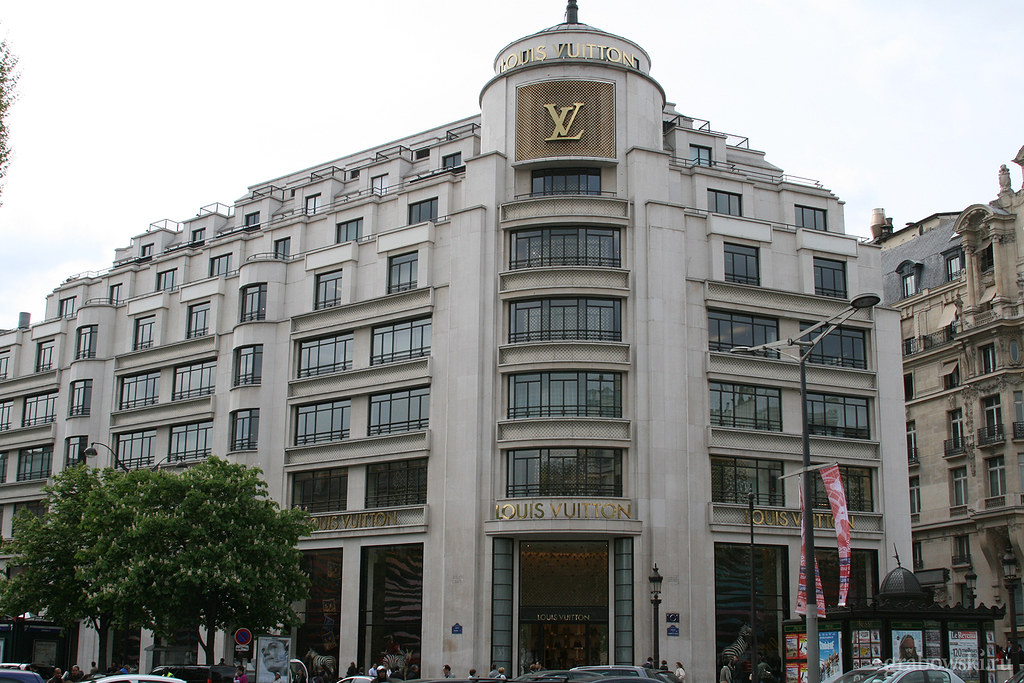 Louis Vuitton's headquarters | Avenue des Champs-Élysées. | Flickr