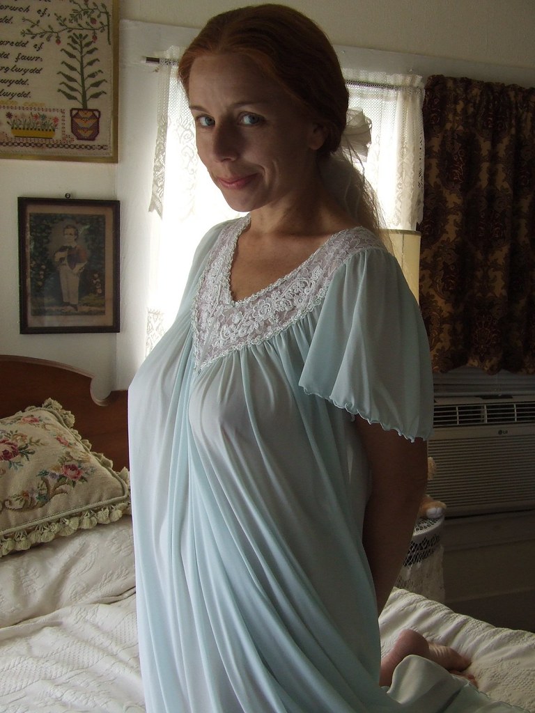 Miss Elaine Pale Blue Short Sleeved Nightgown 6 Miss