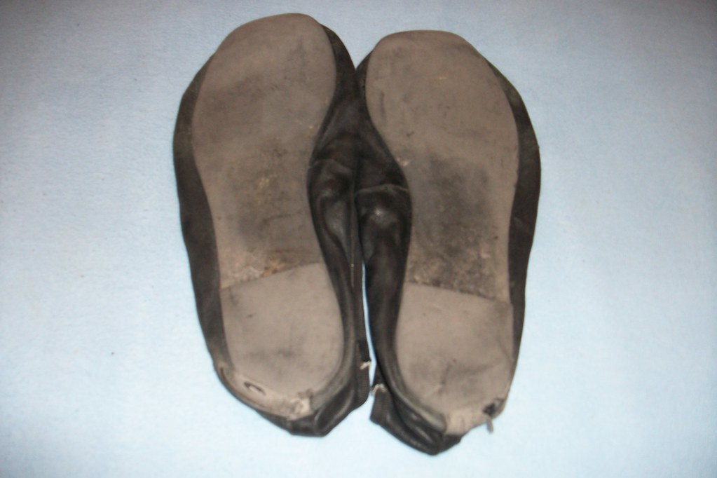 IMGP1575 | worn out black Buffalo Ballerinas ballet flats | superc0123 ...