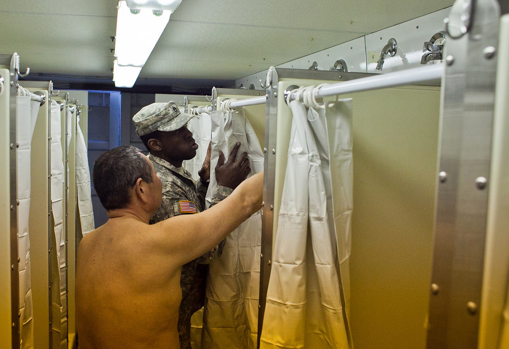 U S Military Brings Showers To Tsunami Evacuees Staff Sgt Flickr