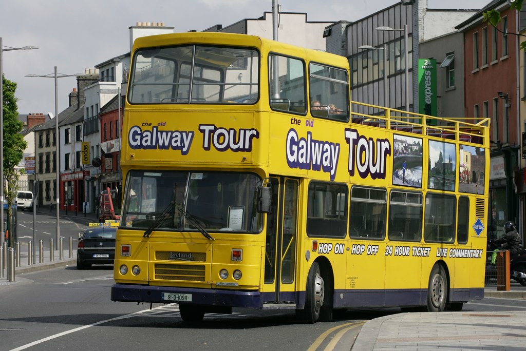 ex-dualway-and-dublin-bus-rh98-91d1098-in-galway-d464-darren-hall-flickr