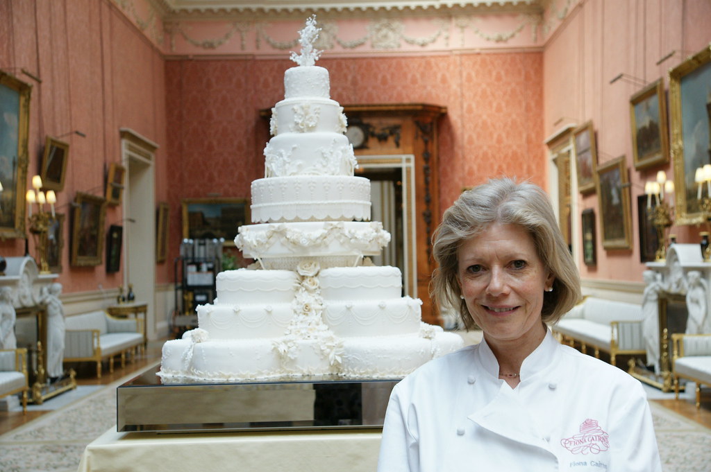 royal blue wedding cake