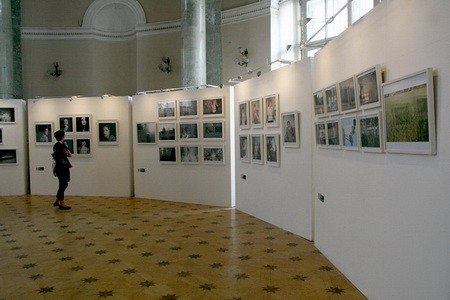 Young Photography 2009. Connections