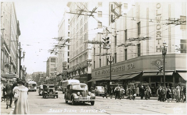 The Diamond District, Seattle - up Pike from 3rd ca 1946