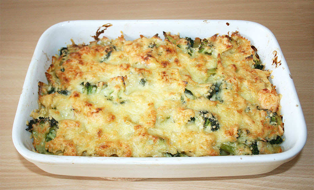 20 - Lachs-Brokkoli-Nudelauflauf / Salmon broccoli noodle … | Flickr