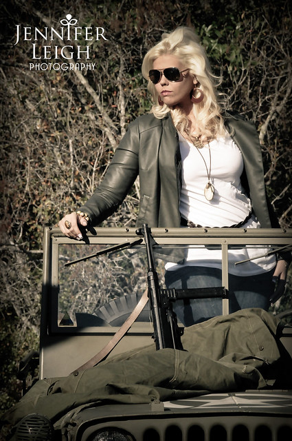 Pin-up army jeep #2
