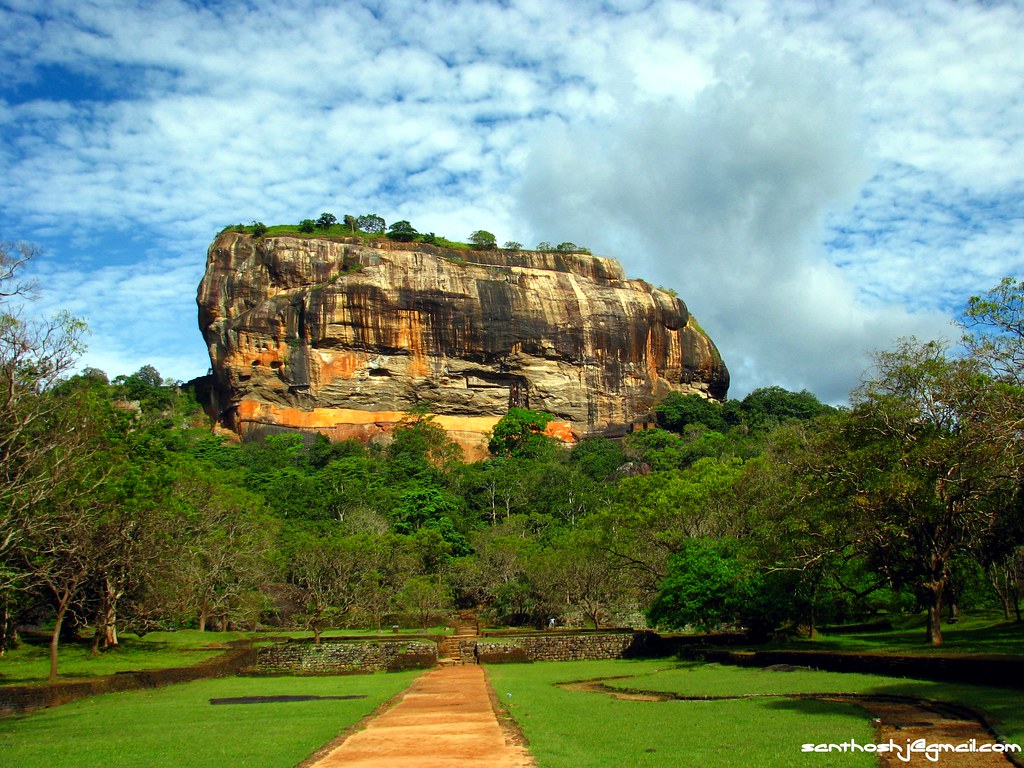 Sigiriya Rock Sigiriya Is An Ancient Rock Fortress And Pal Flickr sigiriya-rock-sigiriya-is-an-ancient-rock-fortress-and-pal-flickr