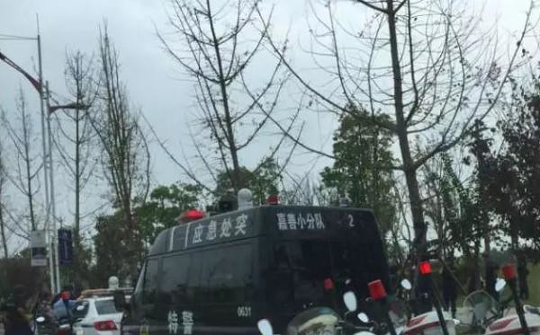 Zhejiang property distribution company robbed tourists of affray, the same property has hundreds of distributors