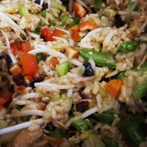 http://www.girlsgonechild.net/2012/06/eat-well-indonesian-rice-salad-with.html