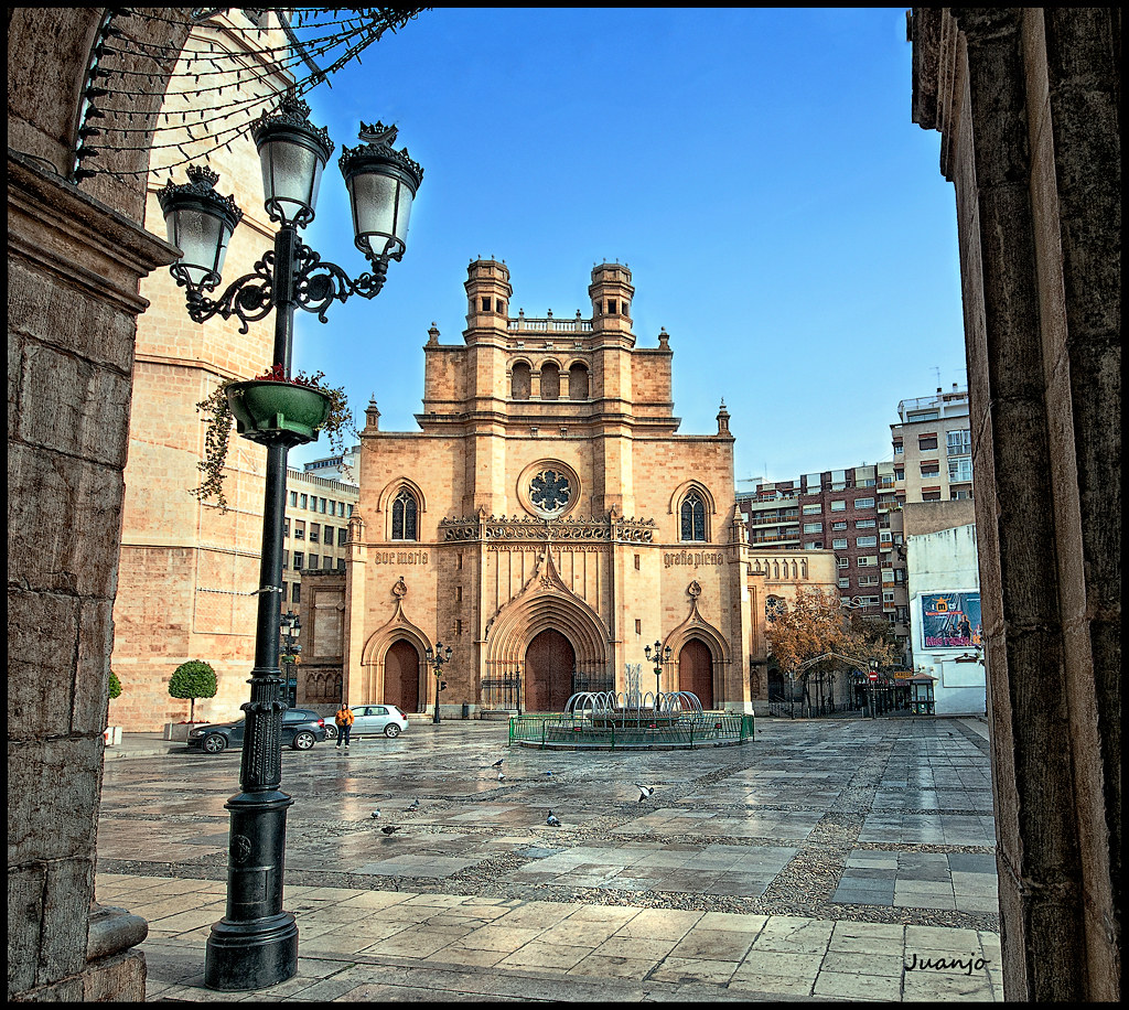 Concatedral de Santa María y Plaza Mayor de Castellón | Flickr
