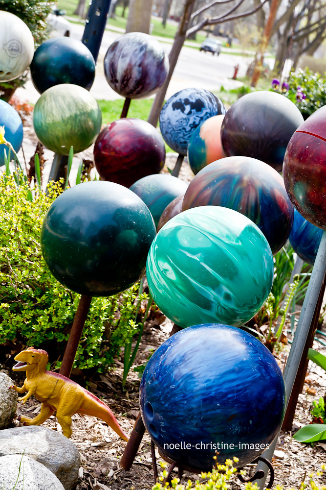 bowling ball garden art | Noelle | Flickr