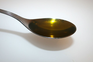 10 - Zutat Olivenöl / Ingredient olive oil