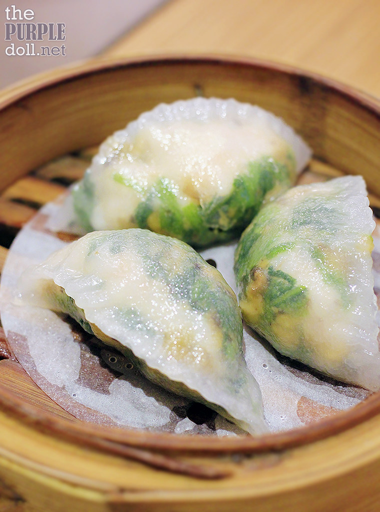 Steamed Spinach Dumpling with Shrimp (P120)