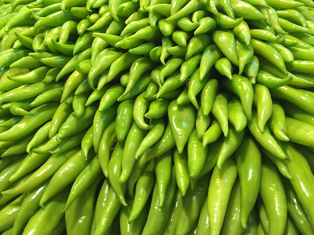 green finger chilis