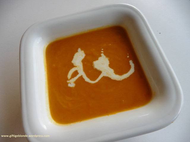 Kürbis Suppe mit Roter Curry Paste