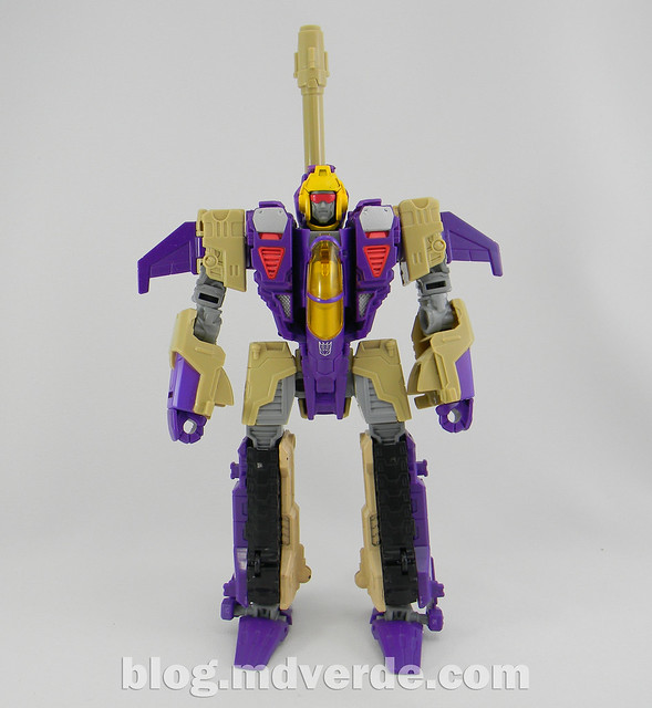 Transformers Blitzwing Voyager - Generations - modo robot