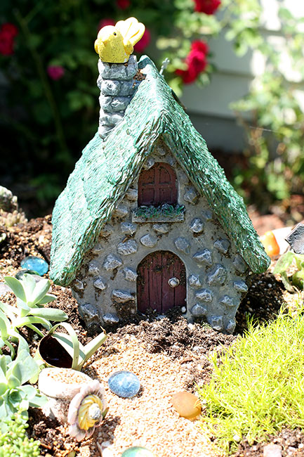 Front-of-Fairy-Garden House