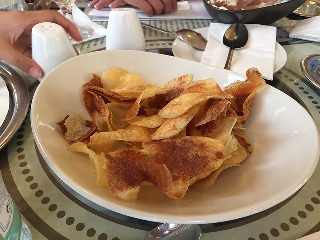 New York Cafe, potato chips